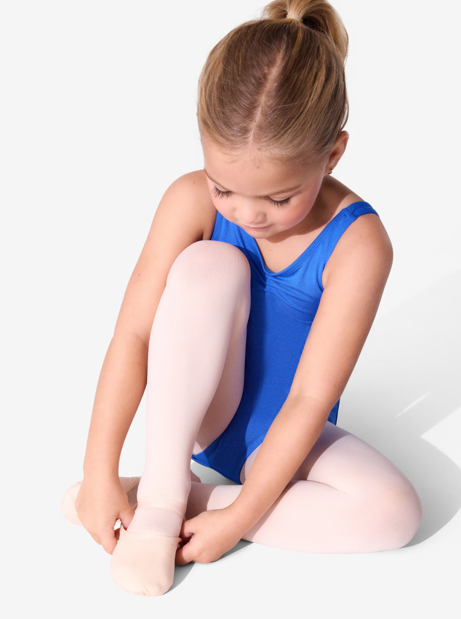 Pre-sewn single elastic strap makes it easy for kids to put on by themselves