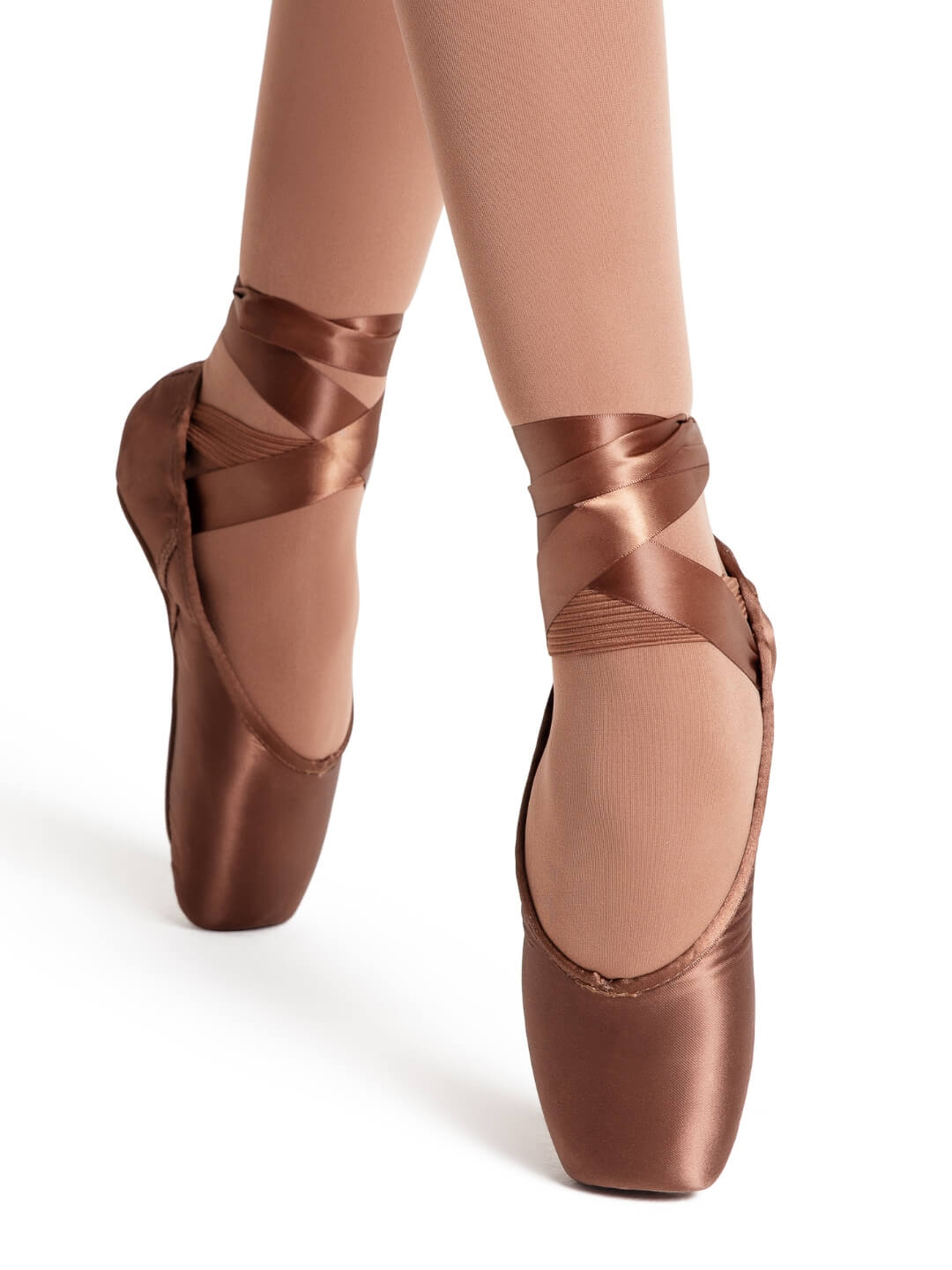 Ava Pointe Shoe with #2.5 Shank and Broad Toe Box